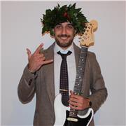 Maestro di Chitarra laureato in Conservatorio